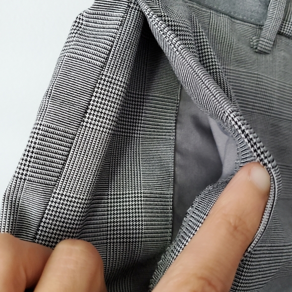 Uniqlo gray plaid ankle pant - Picture 4 of 8